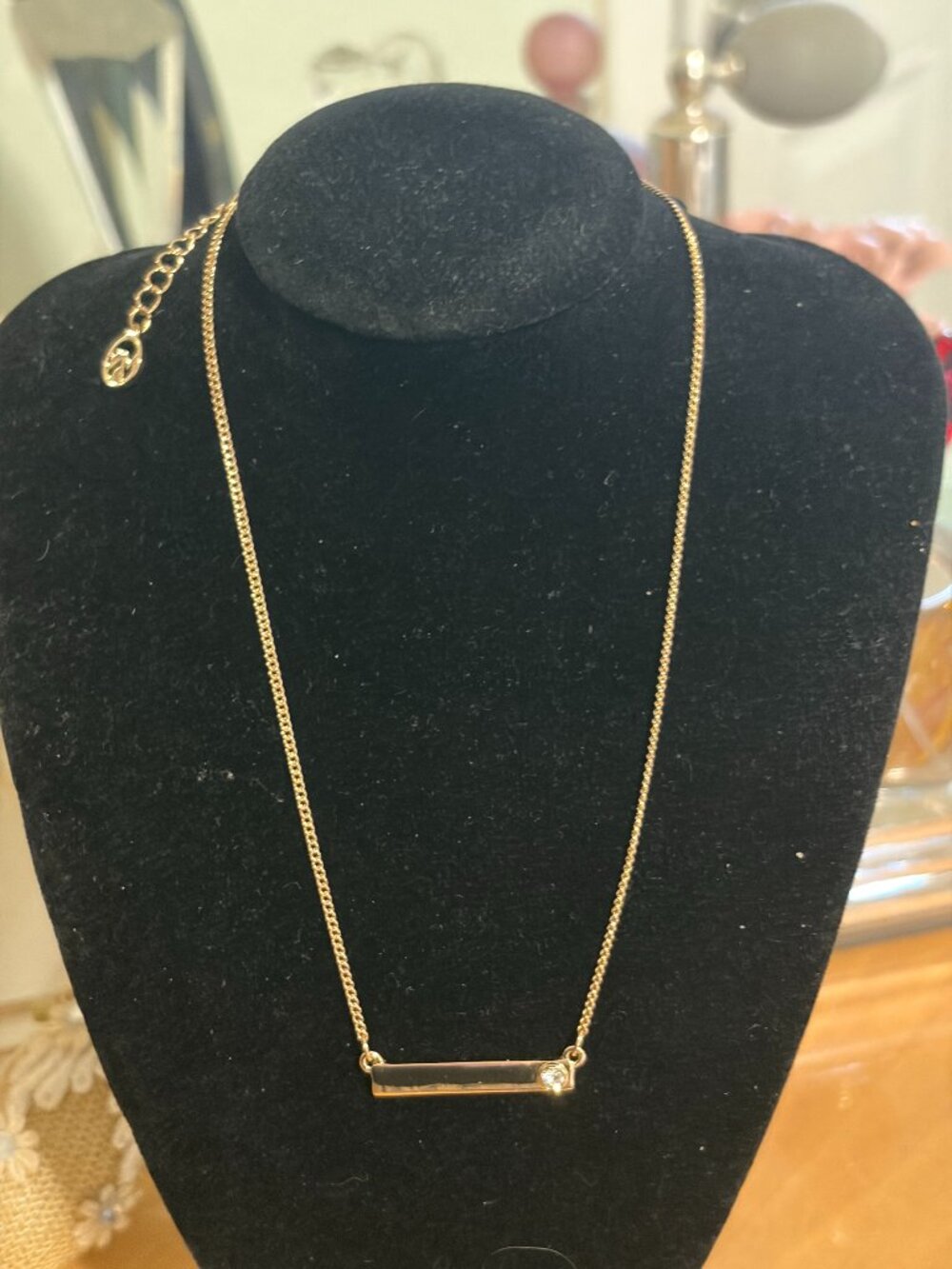 MARC NEW YORK BY ANDREW MARC GOLD CHAIN WITH PENDANT - Picture 2 of 4